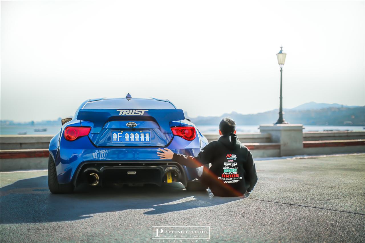 德州车主爆改日产350z,斯巴鲁brz改装成功案例