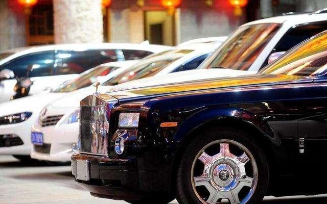 周星驰中国版的卓别林,周星驰与卓别林