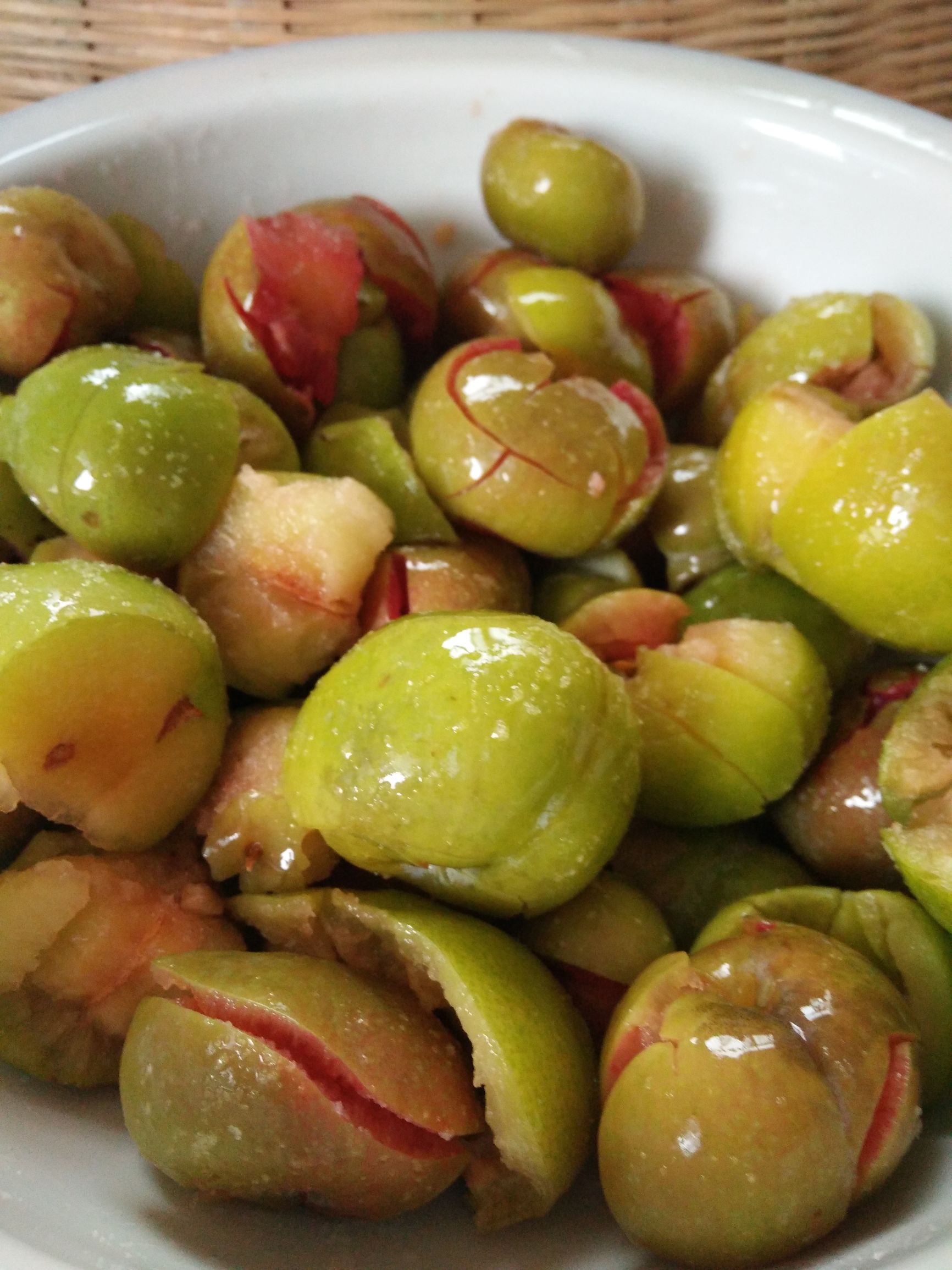 广西夹李果正宗做法,李果的吃法