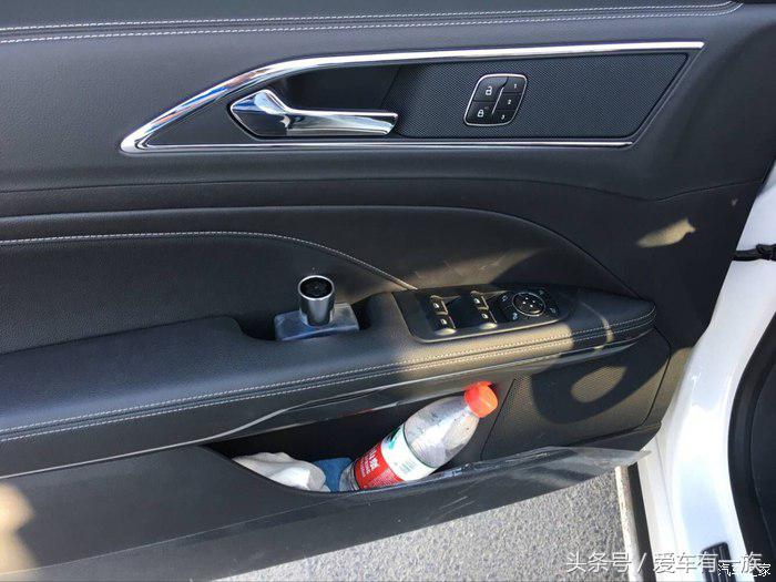 4s店的接待员,4s店接待员