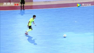 中国五人制足球大学生南区赛,校园足球5人制足球进攻跑位