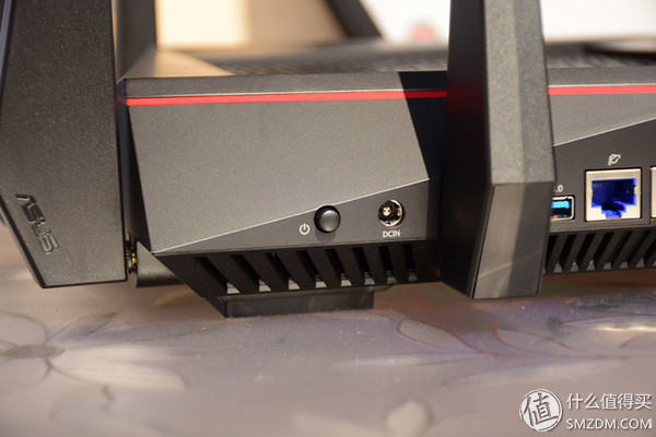 华硕2.5g路由器评测,华硕rt-ac5300路由器体验