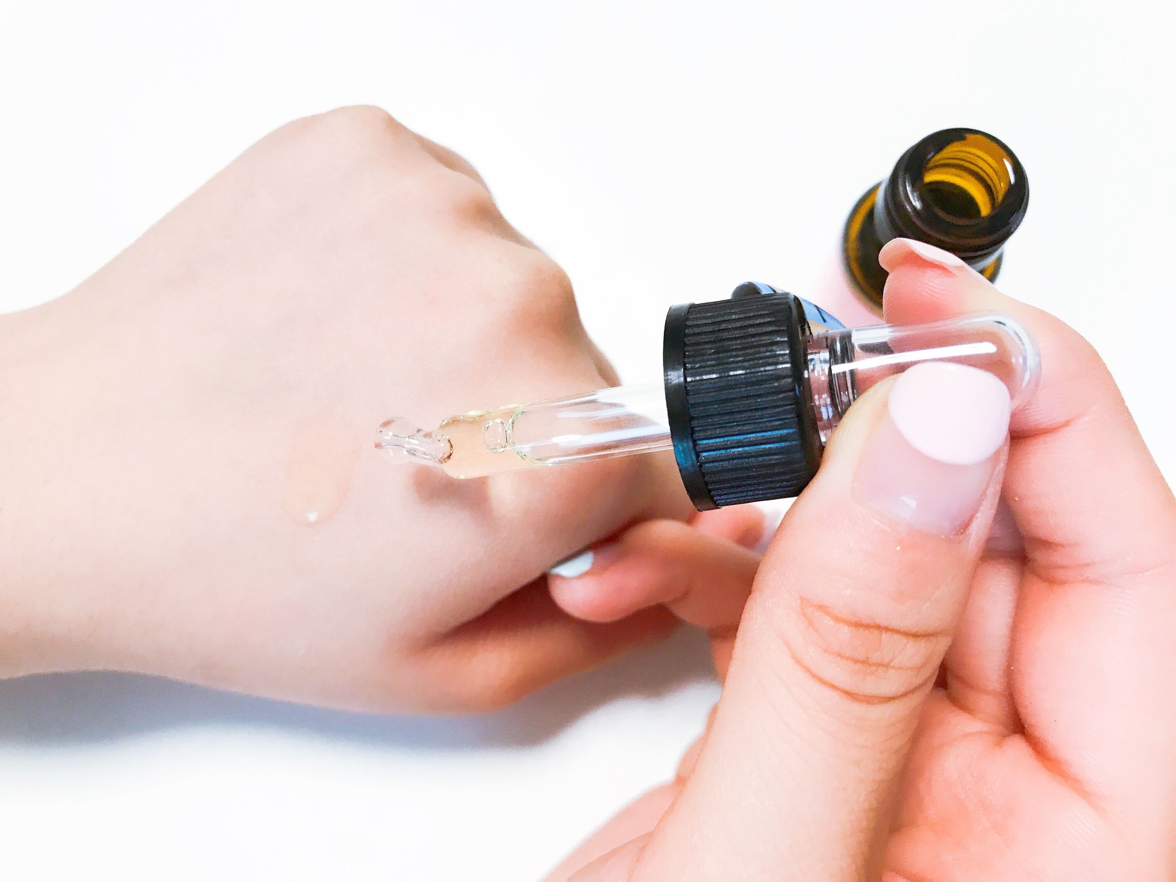 晒红晒伤修复美白,晒红晒伤必备产品