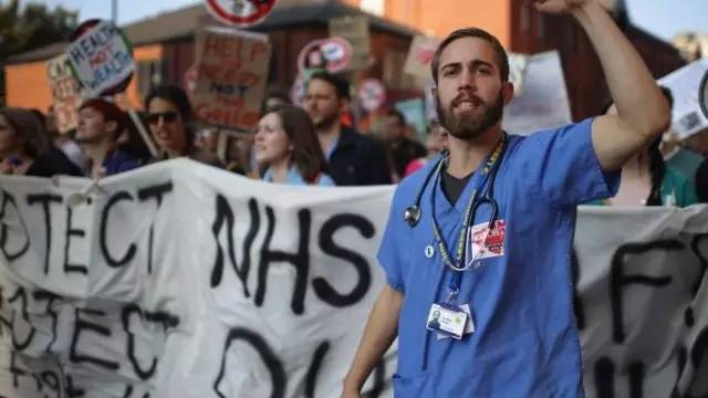 5亿医疗账单逼疯NHS，脱欧后英国都“*不起病**”了？