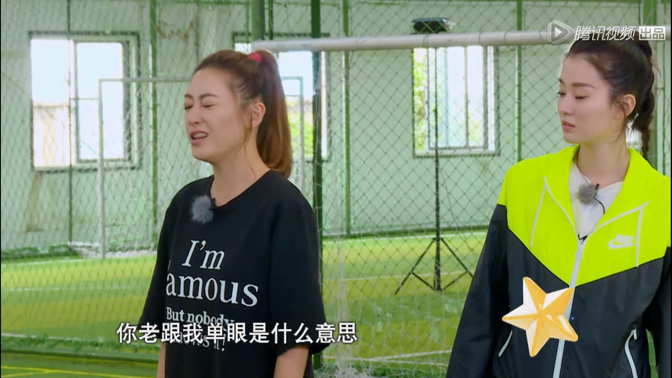 应采儿鹿晗名场面,鹿晗和应采儿比胳膊