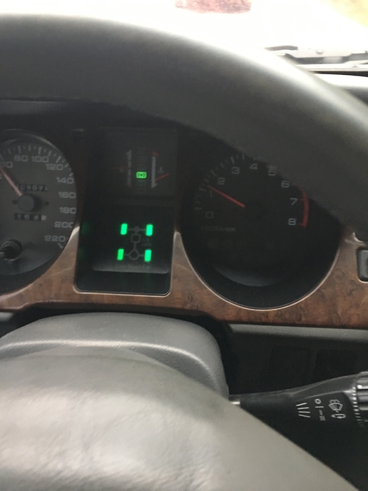 90年代进口三菱越野车帕杰罗,90后买了一辆三菱帕杰罗v93