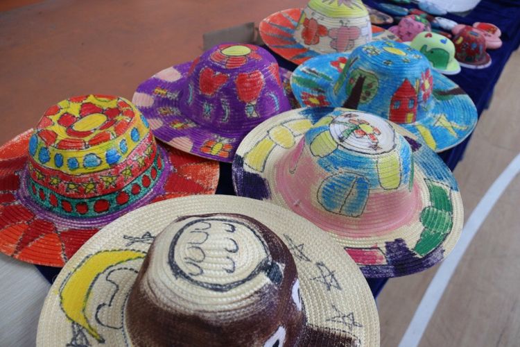 西宁市康南园山小学第二届“美艺相伴”艺术节之科技艺术体验活动