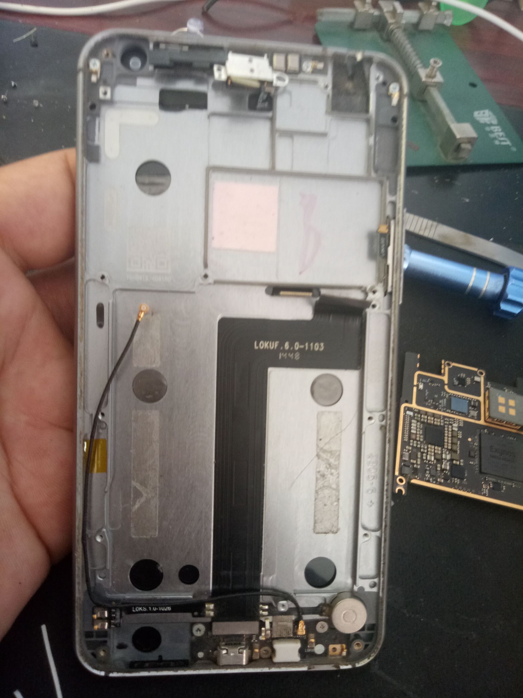 自己在家换屏幕好换么,苹果x换屏幕总成教程