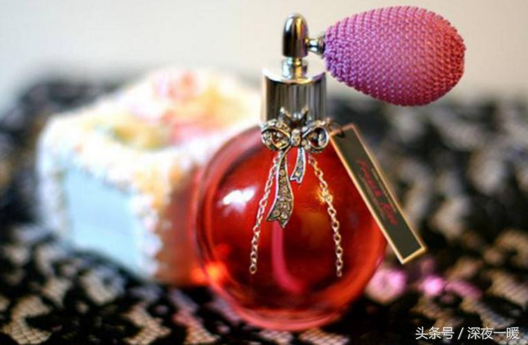 什么香水瓶值得收藏,有一款香水很好闻又很好看