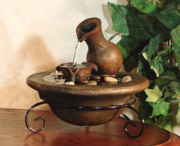 中国风水学：流动的水象征健康和财富，那赶快买个台式喷泉回家吧