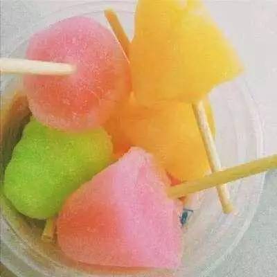 那些年还没有哈根达斯，男生追妹纸都是请吃这些的~