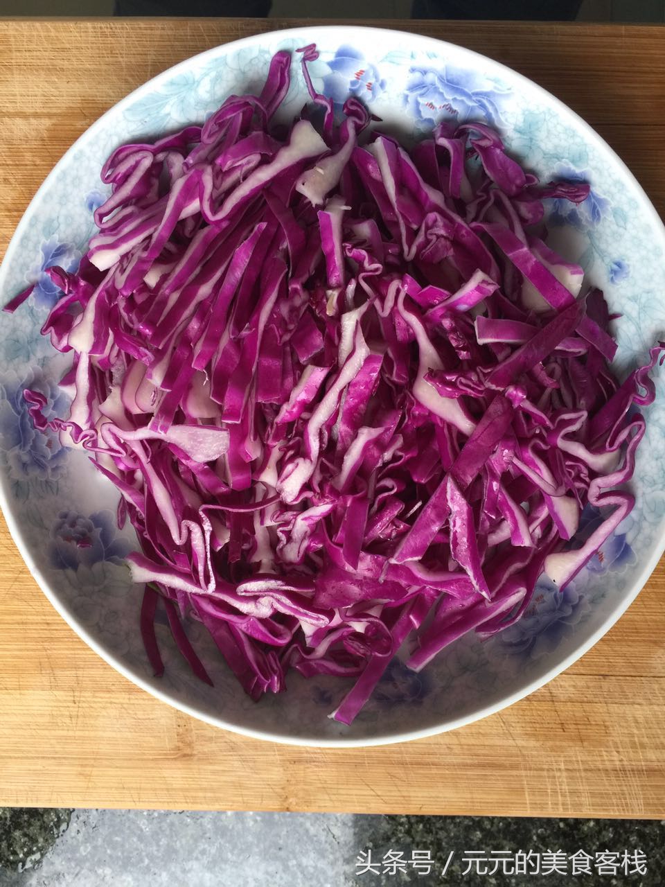 紫甘蓝怎样炒着好吃又简单,紫甘蓝怎么做又好吃又简单
