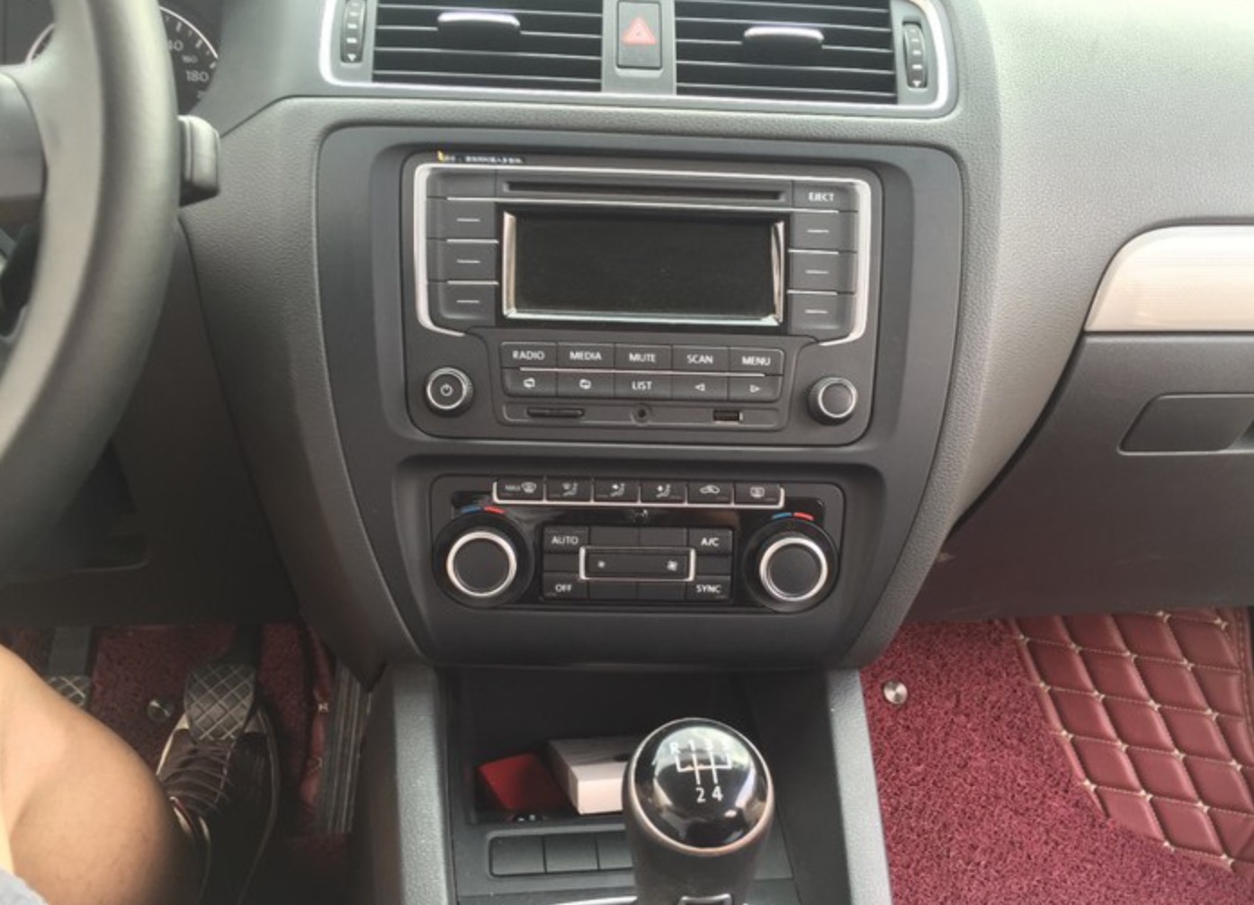 大众速腾4年跑了6万公里,速腾3年60000公里保养