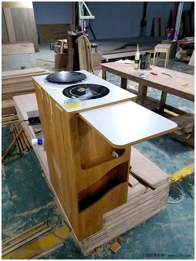 专业房车改装全过程,房车改装全过程c型