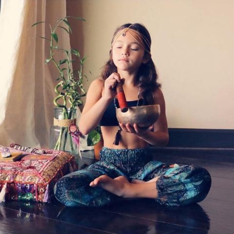 适合日常穿的瑜伽服款式,什么瑜伽服穿上舒服又好看