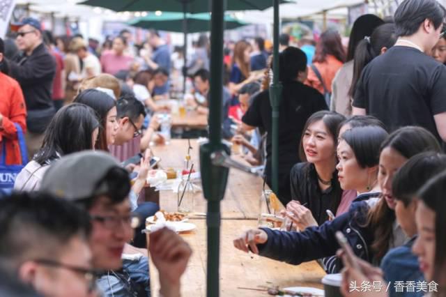 伍德斯托克艺术夜市,伍德吃托克咖啡市集