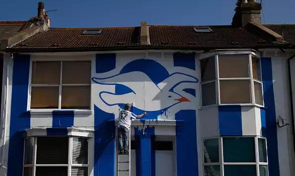 布莱顿欢迎麦卡利斯特,布莱顿欢迎世界杯夺冠