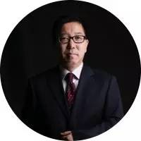 坚果创投李崛华：60后投资人的创业方*论法**，顺势而为＋小步快跑