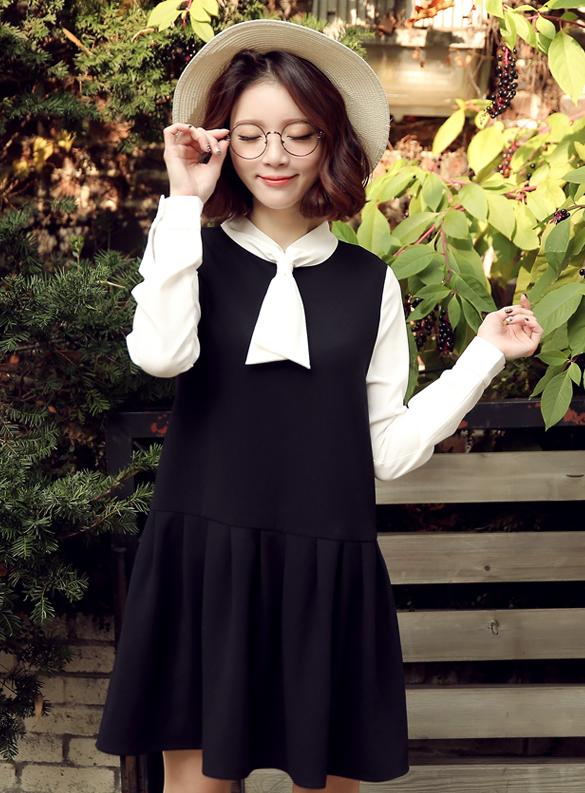 裙边连衣裙,女士连衣裙裙边带花苞