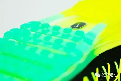 李宁减震稳定跑鞋测评,李宁低帮减震跑鞋测评