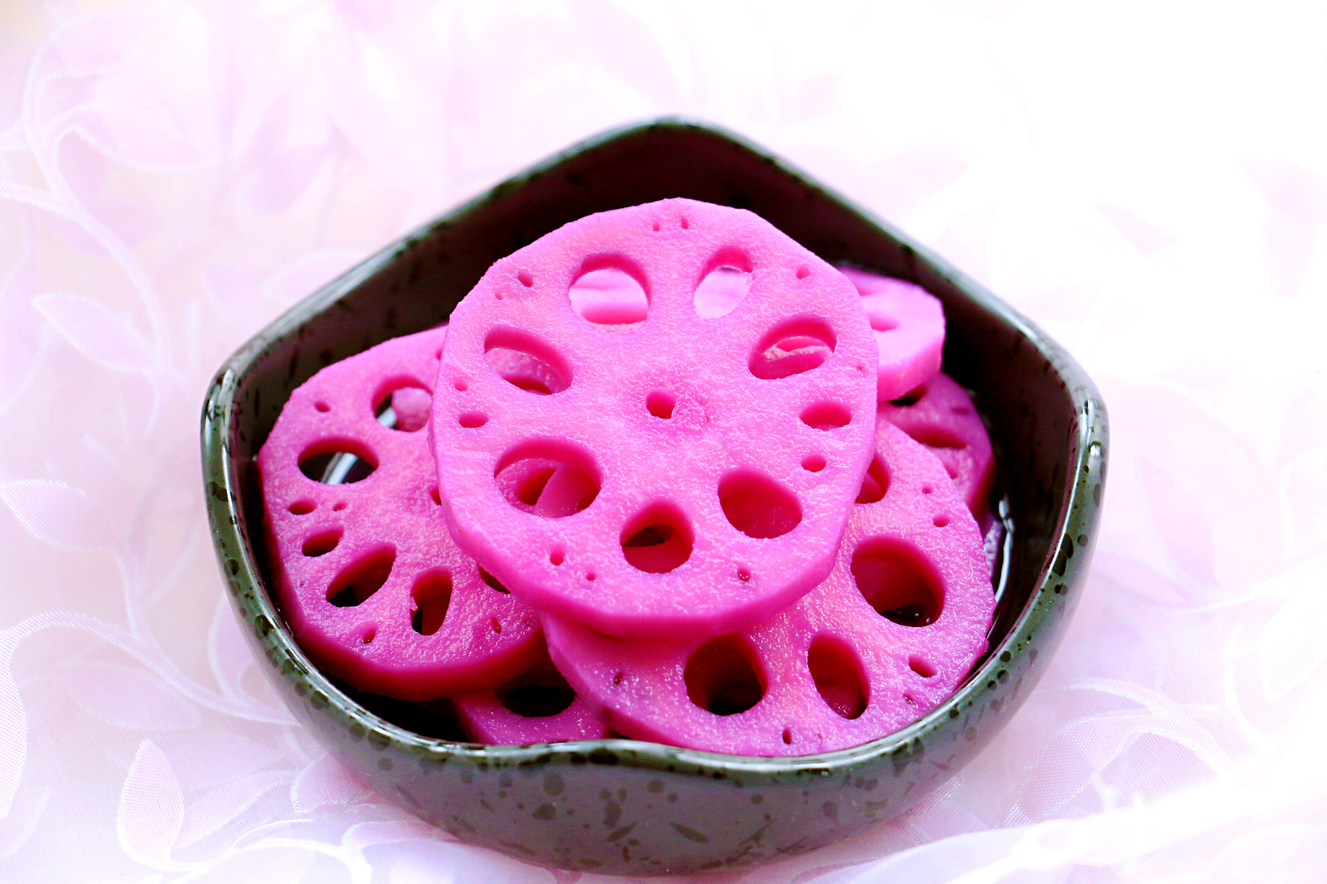 胭脂藕颜值与味道并存的美味,如何做胭脂藕