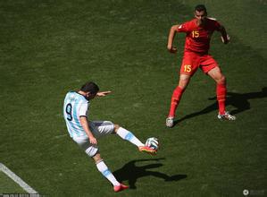 卡洛斯外脚背任意球fifa教学,fifa足球世界卡洛斯外脚背射门