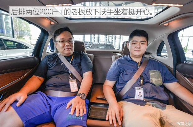 北京奔驰e级最新价格,奔驰e级长轴版和标准的区别