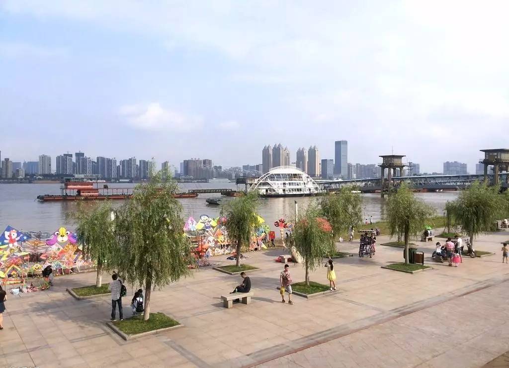 汉口江滩沙池,汉阳江滩沙池游乐场