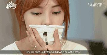 用完口红嘴唇起死皮怎么救,口红粘牙齿什么原因