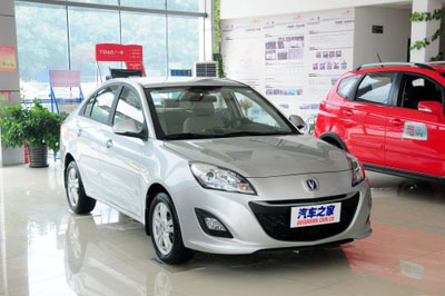 长安悦翔v5和长安悦翔v3哪个好点,长安悦翔和长安悦翔v5有什么区别