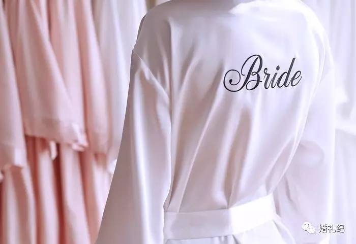 200元左右的女人衣服,200元以上女士服装