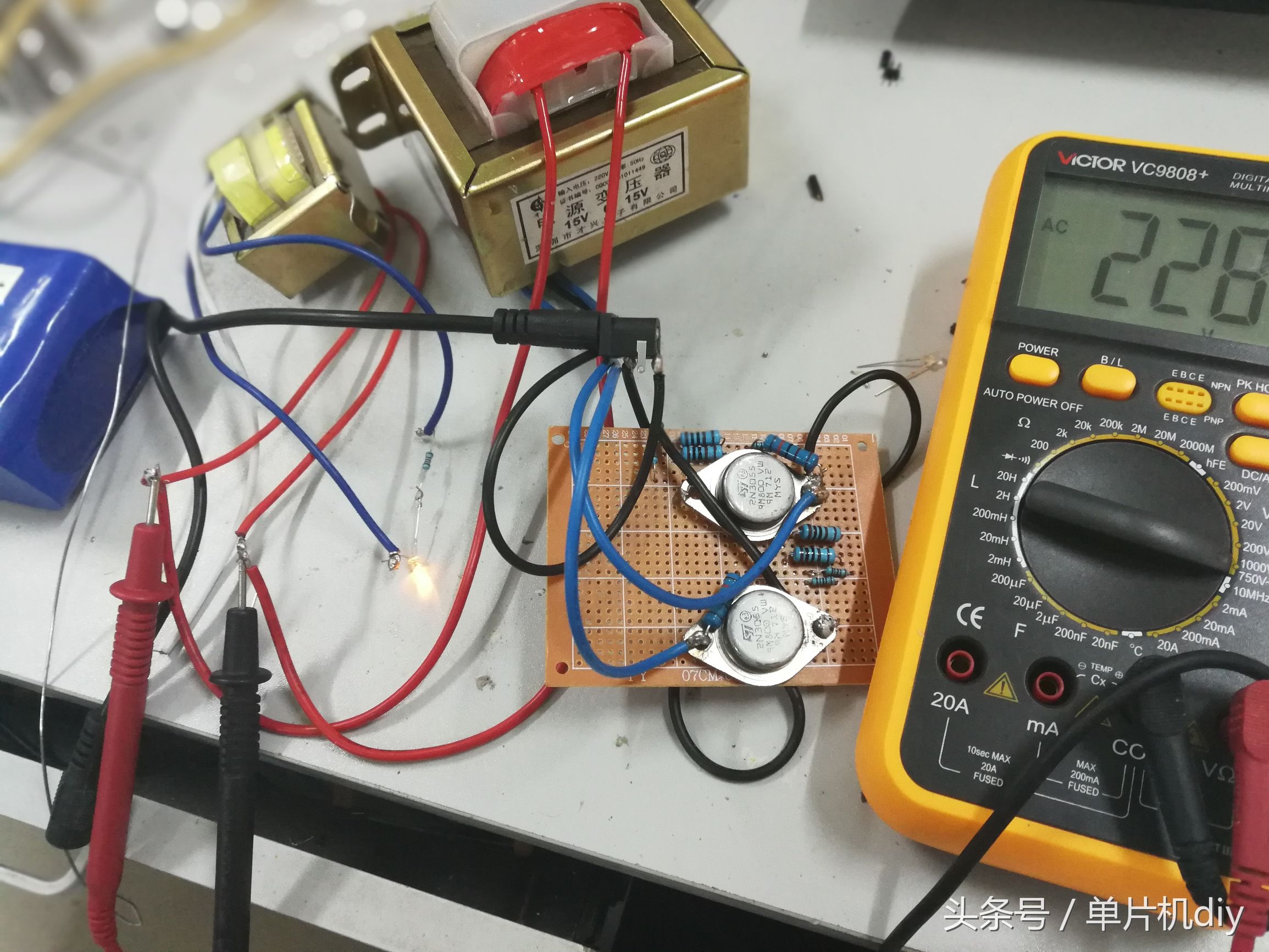 实用12伏逆变器转220v电路图详细,12v转220v逆变器电路图原理