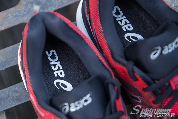 asics亚瑟士gel-nimbus23缓震跑鞋,asics亚瑟士gel-nimbus23黑武士