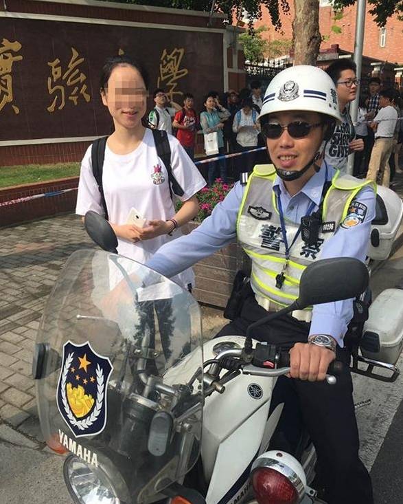 男子脚踏三只船被骗财,男子脚踏两只船被老婆发现