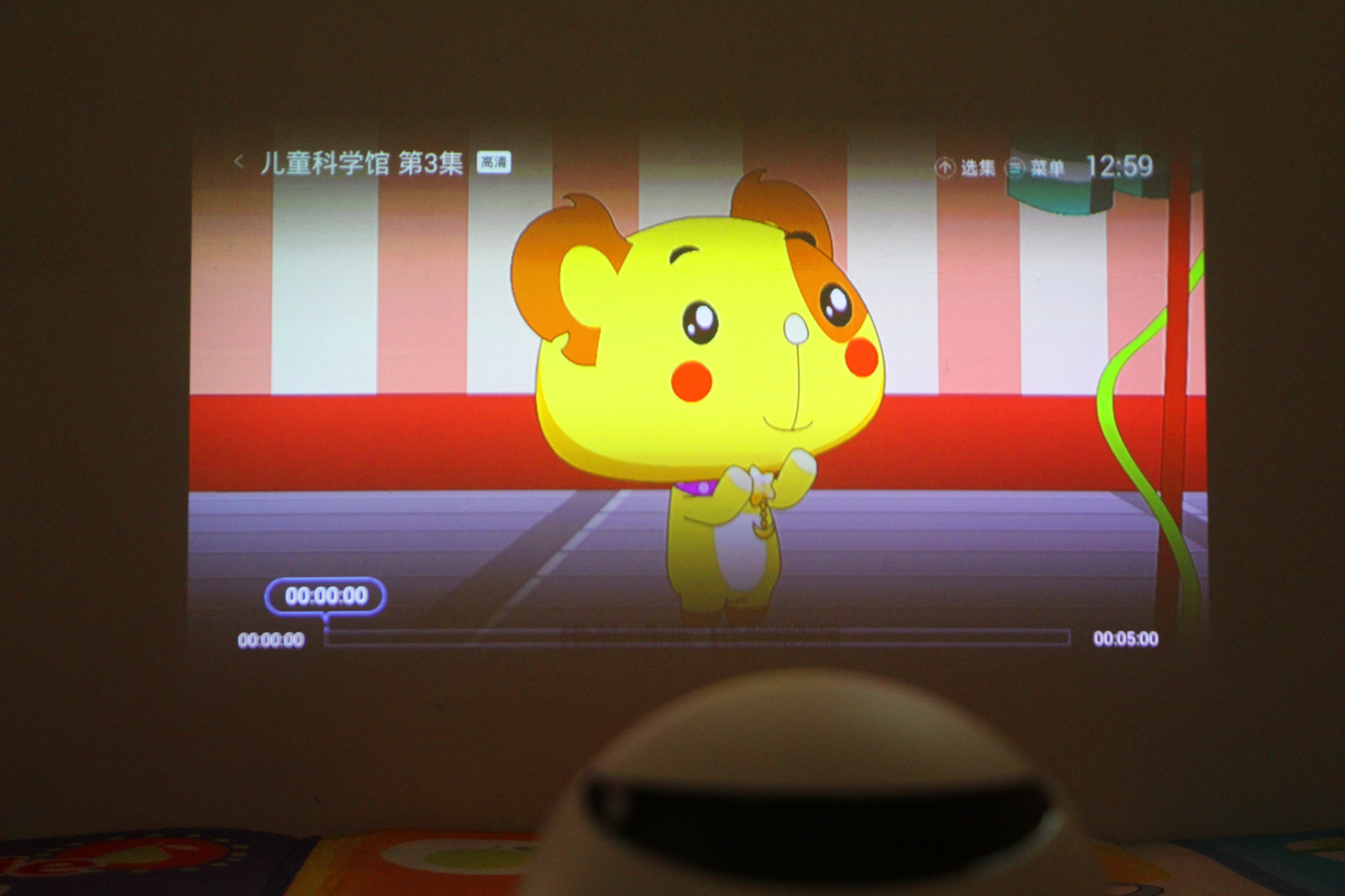 视、听、触全面结合，一个孩子们全新寓教于乐的新平台