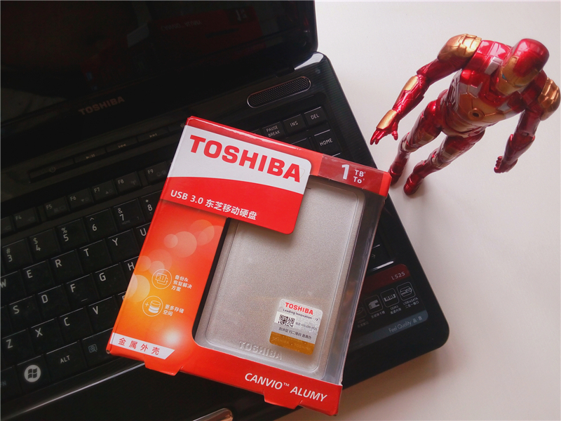 东芝移动硬盘新小黑a52TB评测,东芝2.5寸硬盘评测