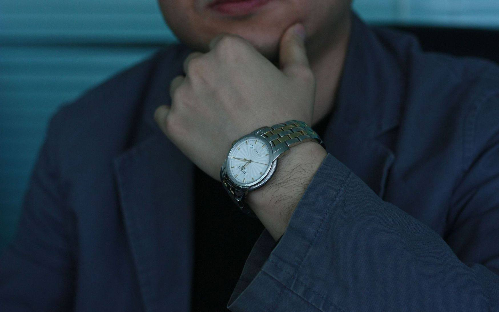 天梭力洛克为什么卖得这么火,天梭为什么在奢侈店买便宜