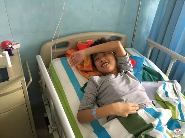 16岁的男孩腿粗,男孩16岁1米6腿粗能长个子吗