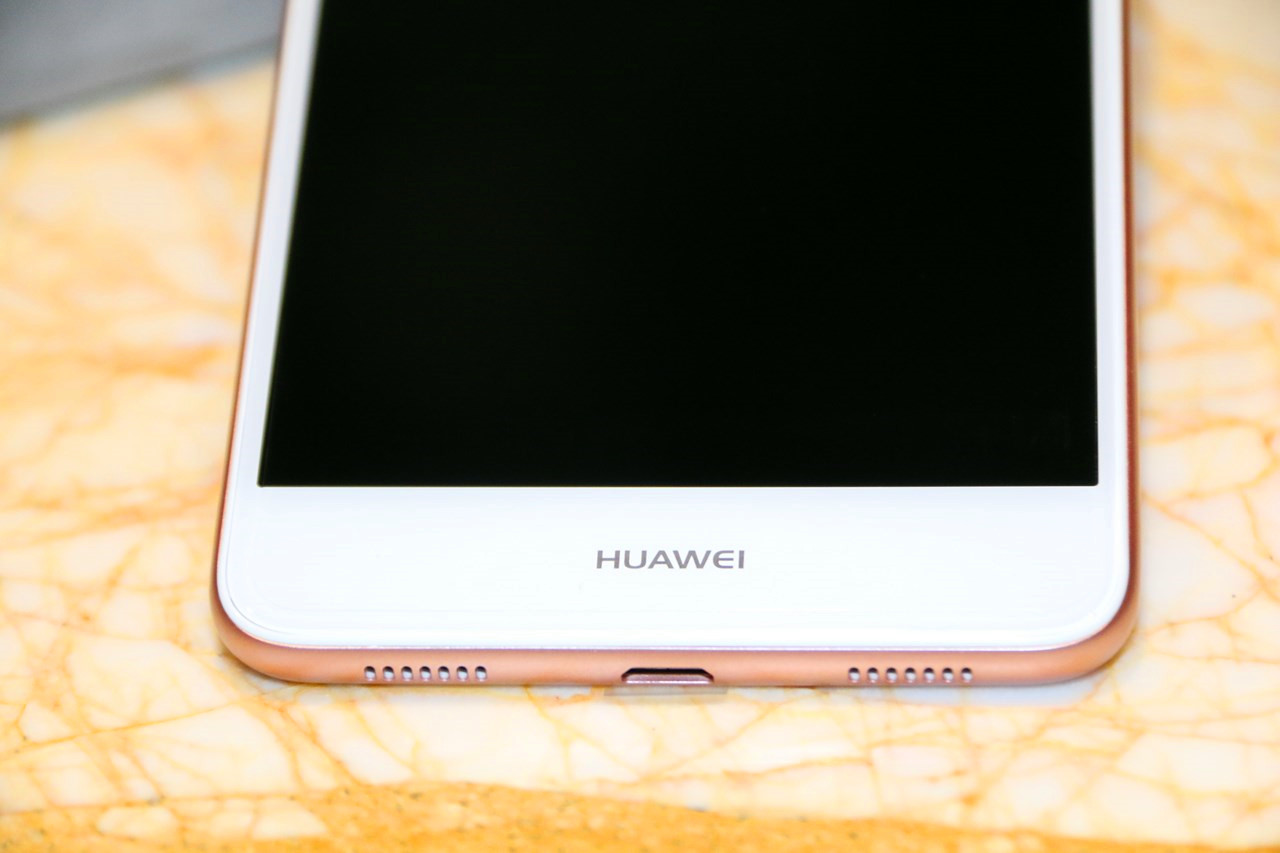 华为畅享7plus体验,华为畅享7plus2018年