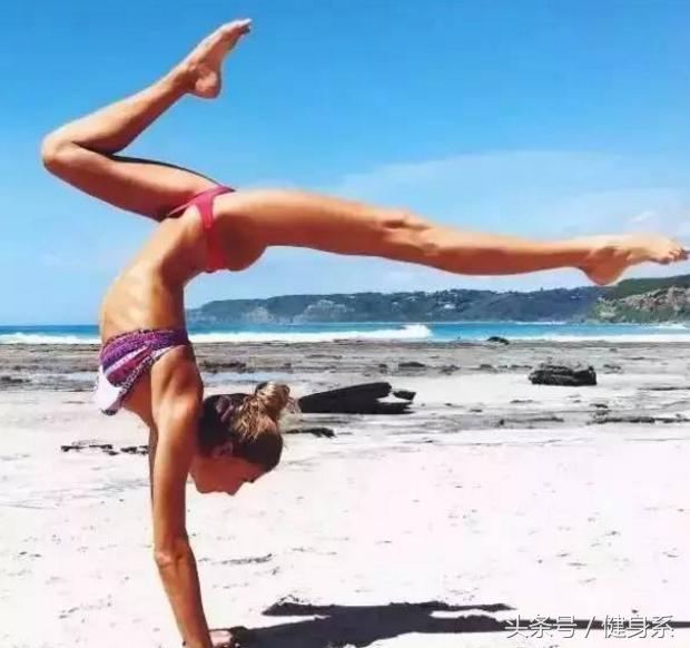 瑜伽人一年十几万学习费用值得吗,瑜伽初学者在家练还是去瑜伽馆练