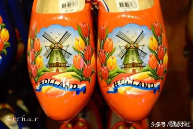 经久不衰的荷兰木鞋,靠的是什么魅力捕获大家的欢心?