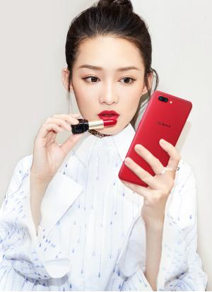 手机配什么材质的手机壳好,手机配透明手机壳好看吗