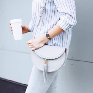 Bering签约体坛大咖安赛龙绅士亮相