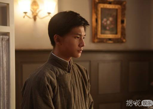 杨洋私下是什么样子的,颜值与风度并存的杨洋