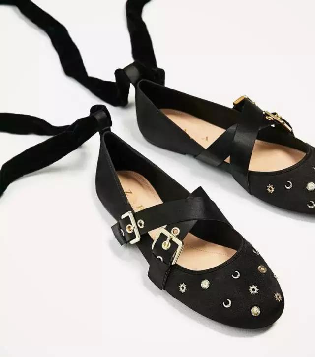 集优雅与舒适于一身的芭蕾鞋,时尚圈火炸天的芭蕾舞鞋