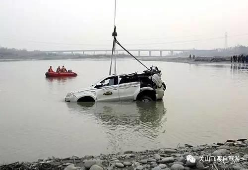 关山飞渡穿越羌塘,关山飞渡用到了什么手法