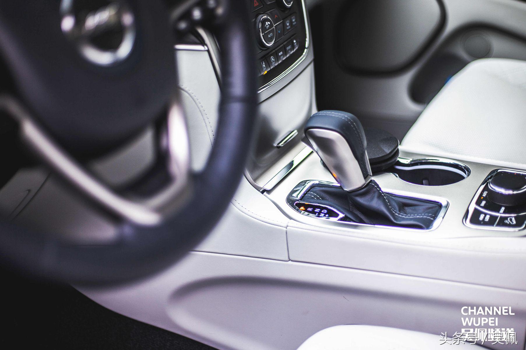 顶级豪华版大切诺基,美式肌肉车大切诺基