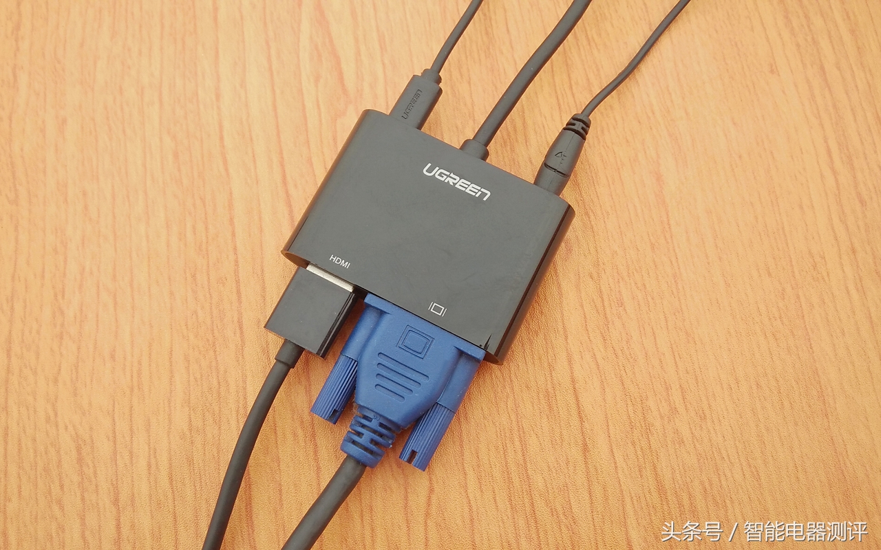 绿联hdmi转vga手机连显示器,闲置的显示器变成智能电视