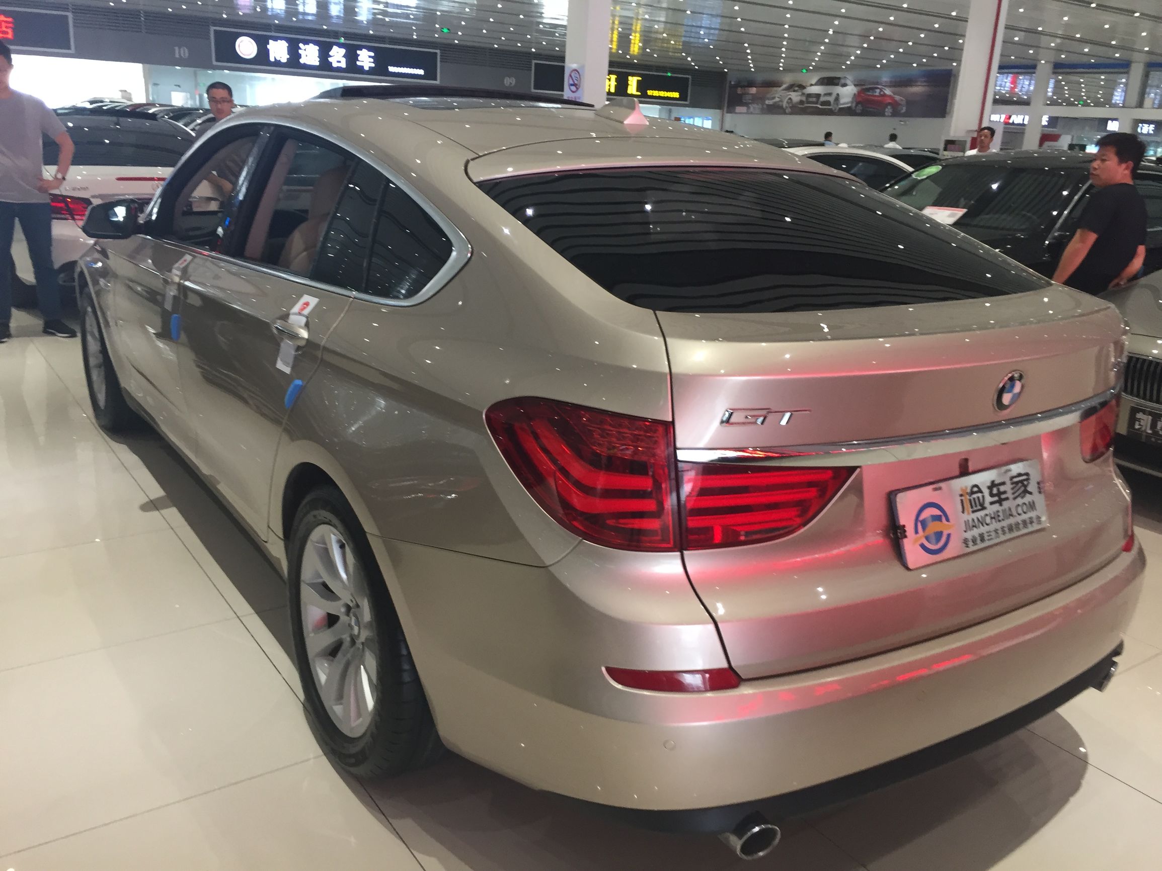纠结30万买什么SUV,预算30万买宝马530