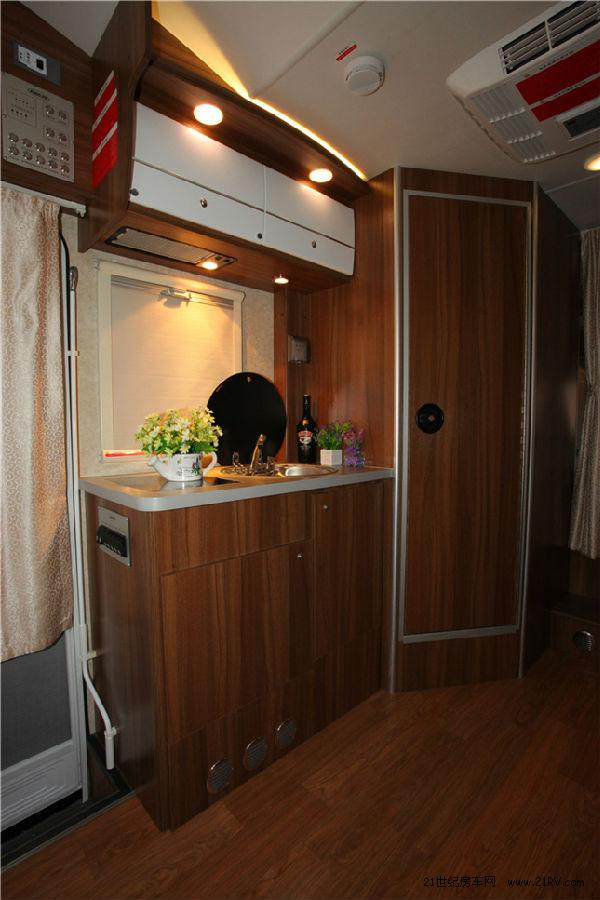 进口依维柯凯伦宾威房车,进口高端凯伦宾威拖挂房车